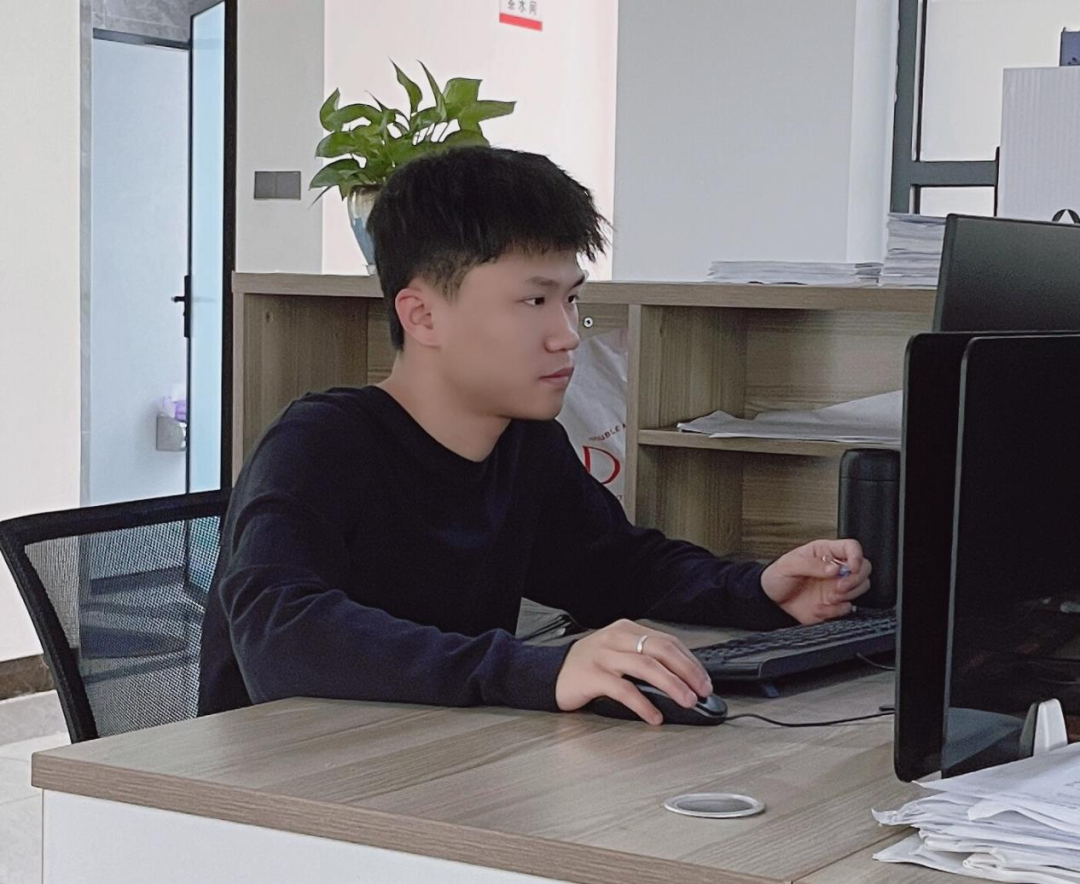 ��Ļ��ͼ 2025-08-08 231651.png