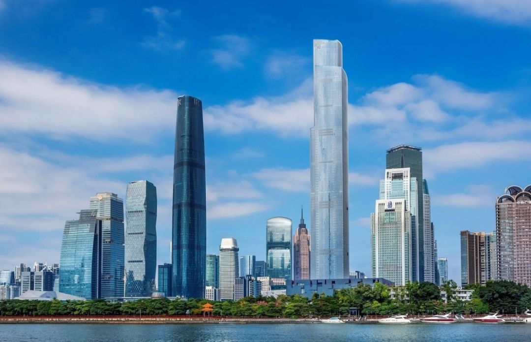 美术高考|2019年部分院校美术类专业需要?？嫉拿?></p><p style=