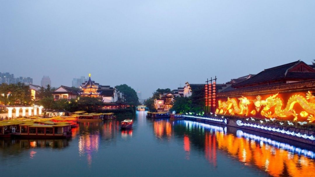 美术高考|2019年部分院校美术类专业需要?？嫉拿?></p><p style=