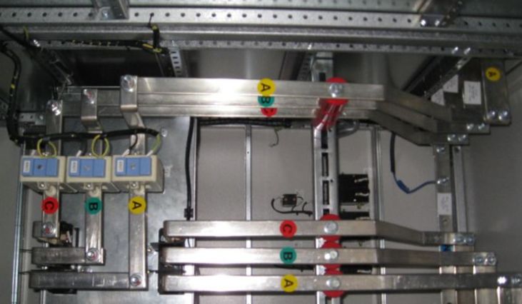 电容补偿柜有什么作用的图1