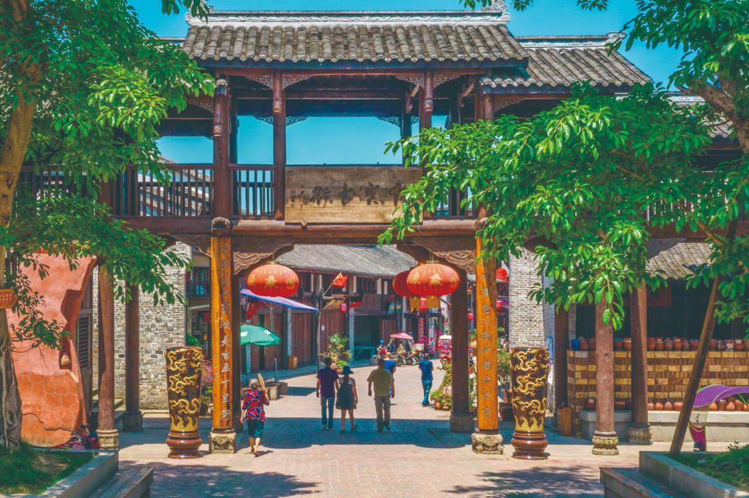 盘龙夏布织造技艺大赛,吴家双城烧烤文化节,双河及古昌缠丝拳展演普及