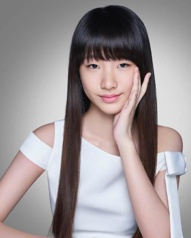 小S女儿将以演员身份出道，还是当女主，知名女星给她做配护航！
