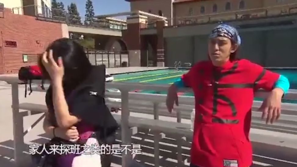 【美女】艳压刘亦菲，甩豪门二代被骂“花瓶”，35岁走红，网友：我就是馋她身子！（组图） - 48