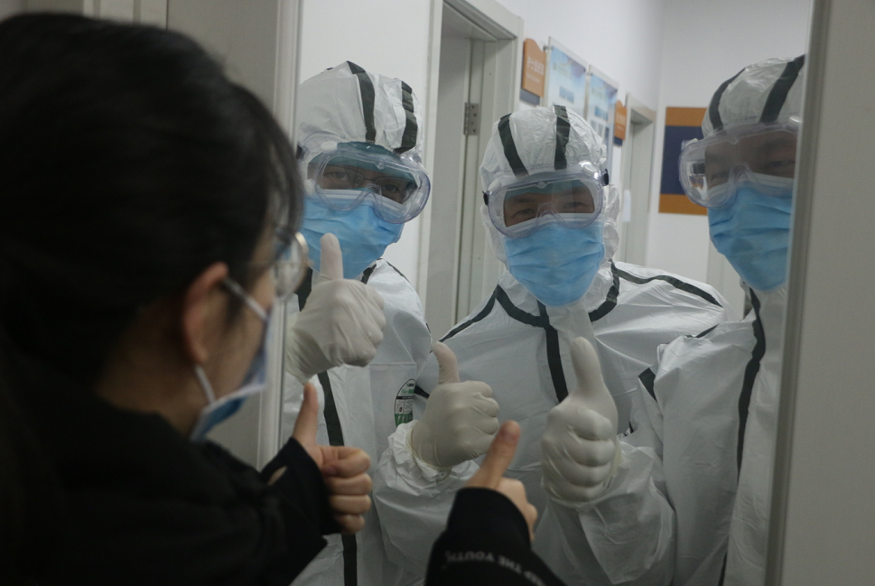 #一线抗疫群英谱丨“全力以赴，不辜负老百姓对军队的信任”#一线抗疫群英谱丨“全力以赴，不辜负老百姓对军队的信任”