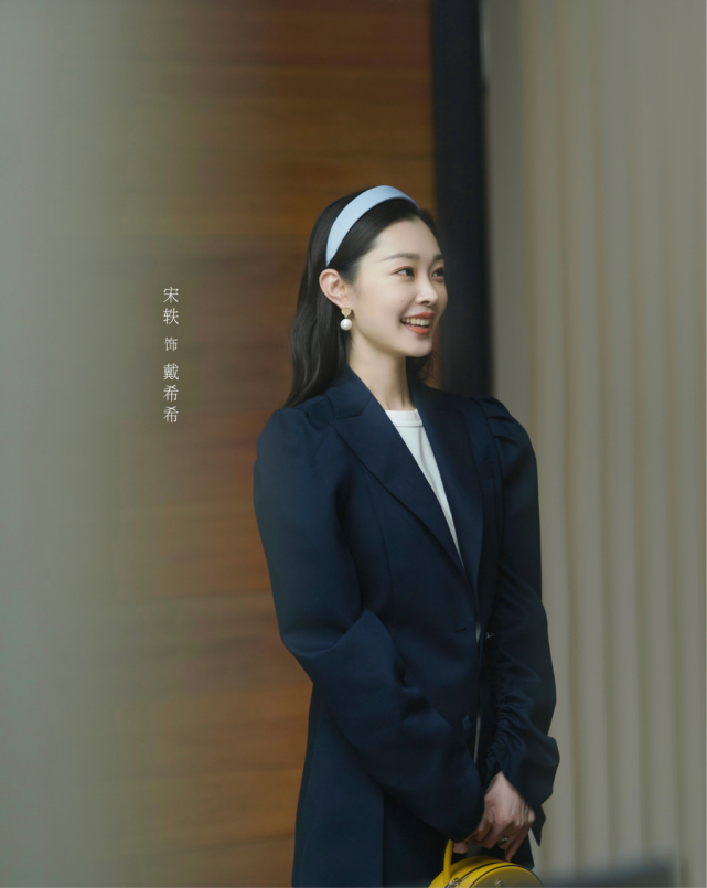 殷桃新剧定档,她终于演了女主角,女二号是刚刚大火的她-微信头条网 殷桃新剧定档,她终于演了女主角,女二号是刚刚大火的她