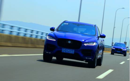 芯”心十足，试驾新一代捷豹F-PACE