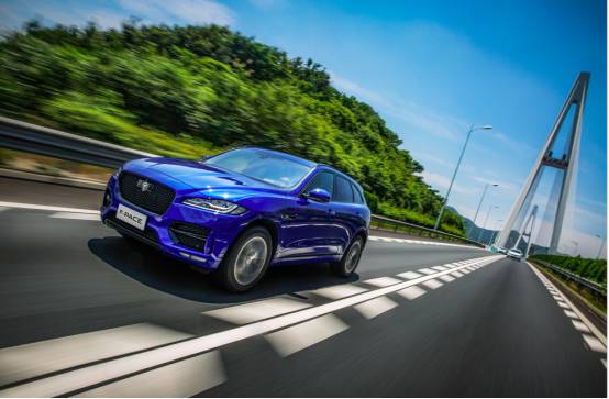 芯”心十足，试驾新一代捷豹F-PACE