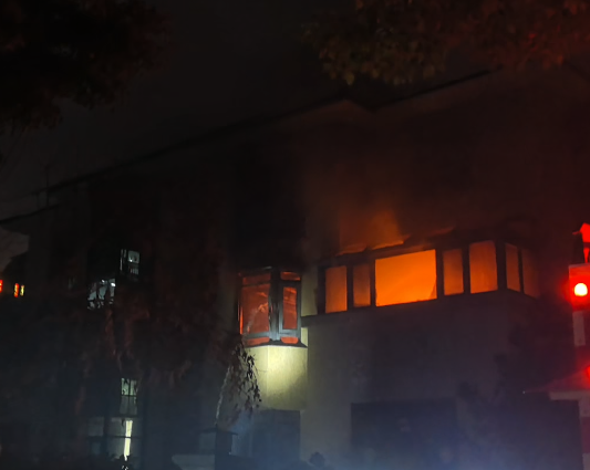 起火现场。图源：泰州消防