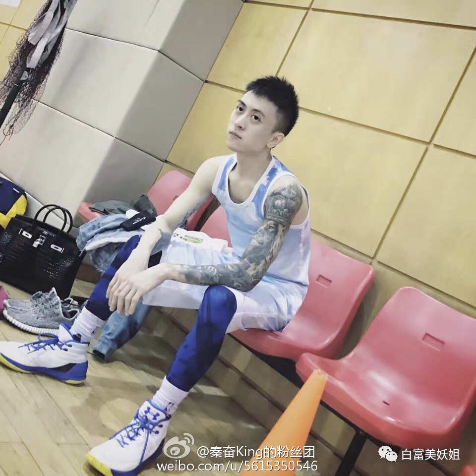 【网红】上海滩第1富二代后宫之争：被王思聪多次手撕的小网红笑到最后？（组图） - 9