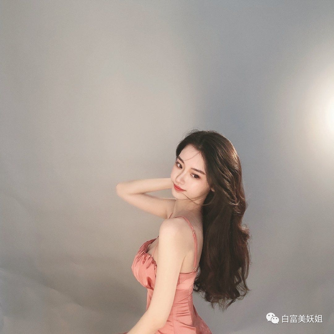 【网红】被富二代男友撕退网，换头成白富美再圈钱，她手段好高！（组图） - 3