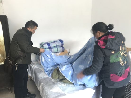 “哑巴说话了”——记玉屏姚银碧与李显斌的故事