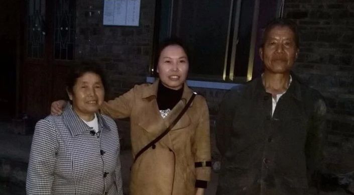 玉屏这个帮扶干部是我女儿