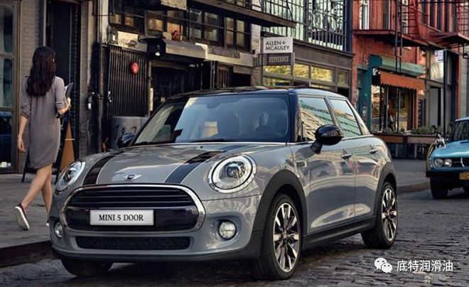 欧贝尔祝广大“女王节”安好