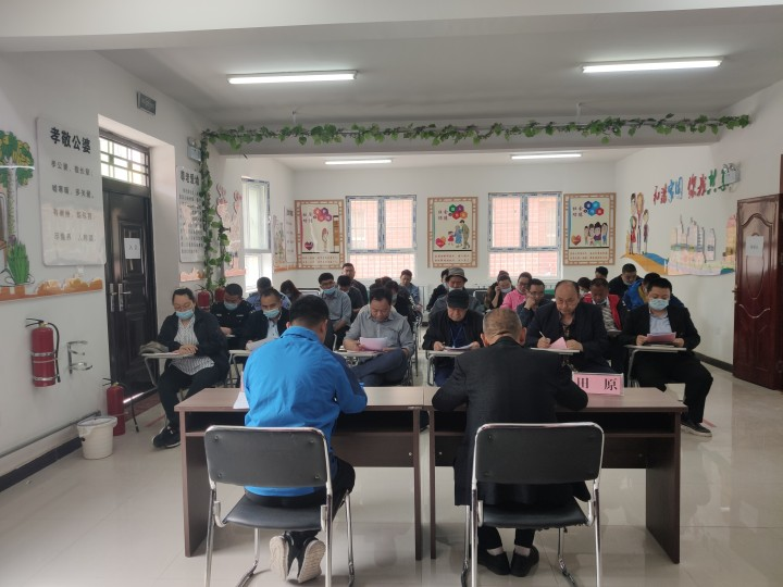 塔河社区召开创建全国文明城市动员部署会