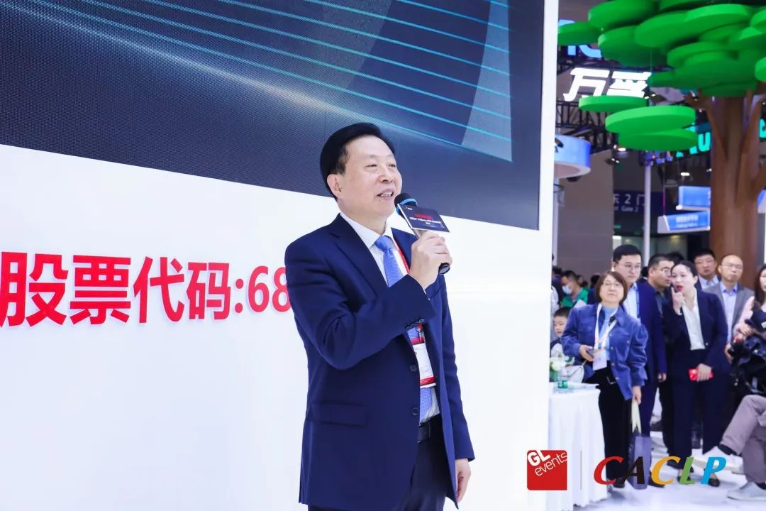 创新引领全球首台外泌体microrna全自动检测仪轰动首发