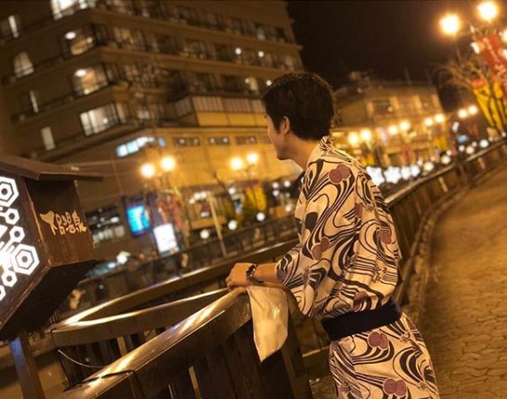 最「日本」的旅行方式，就是穿著浴袍在溫泉街上散步！ 旅遊 第35張