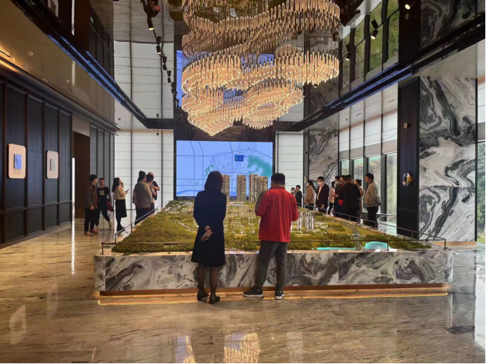 成交翻5倍！广州人“报复”性买房，有点吓人…