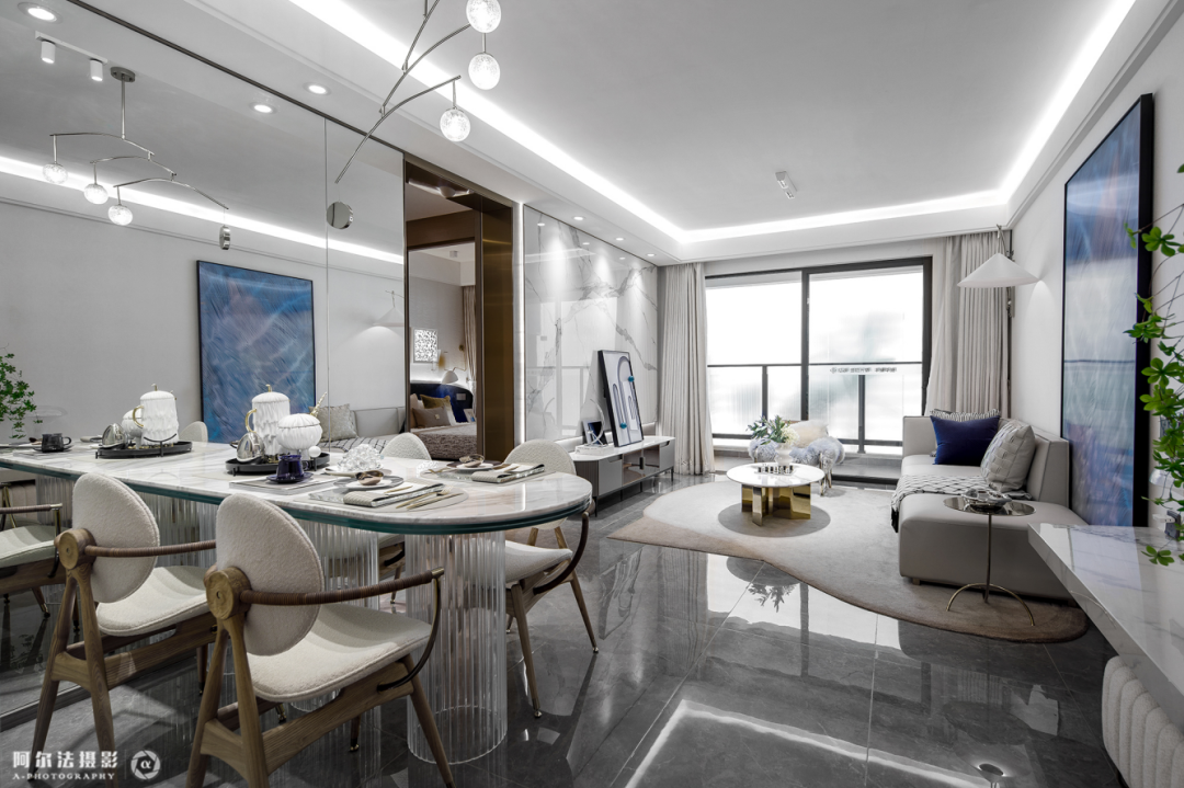 番禺龙湖金地天峯怎么样？值不值得买？