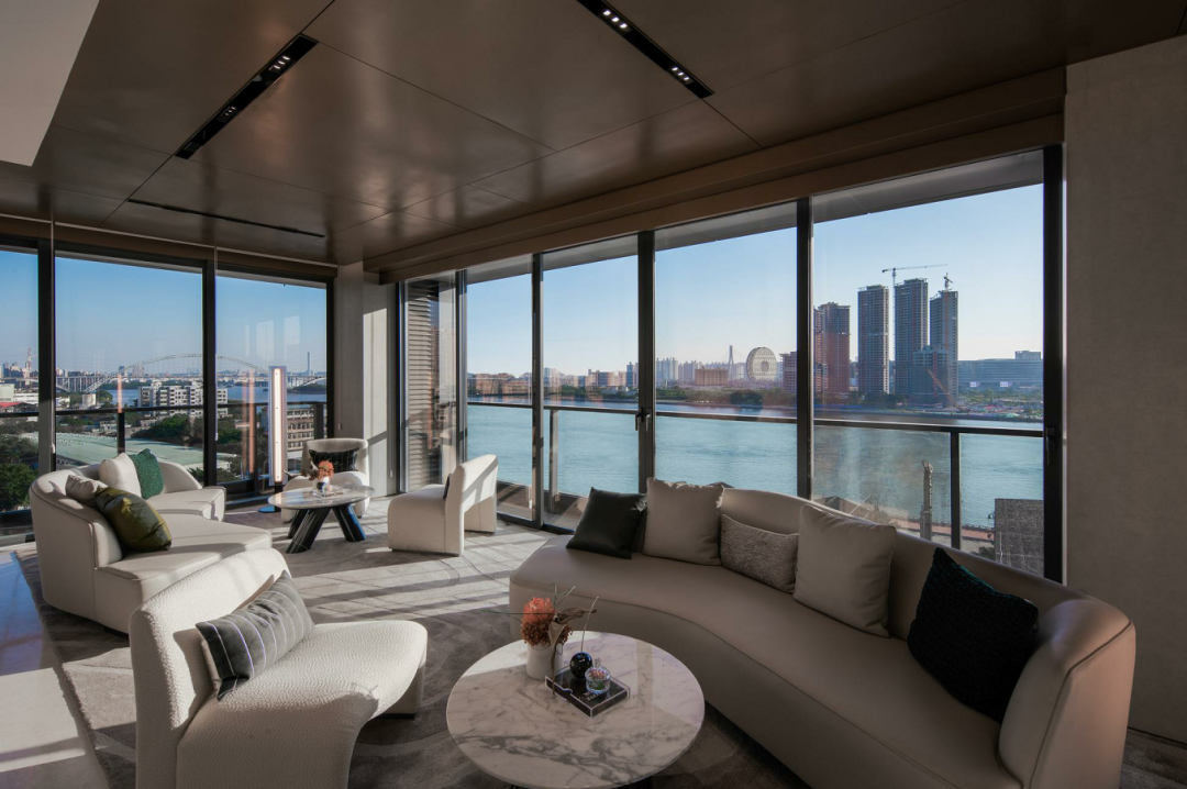 海珠湾壹号仅68席，地段、配套和*江景加持！