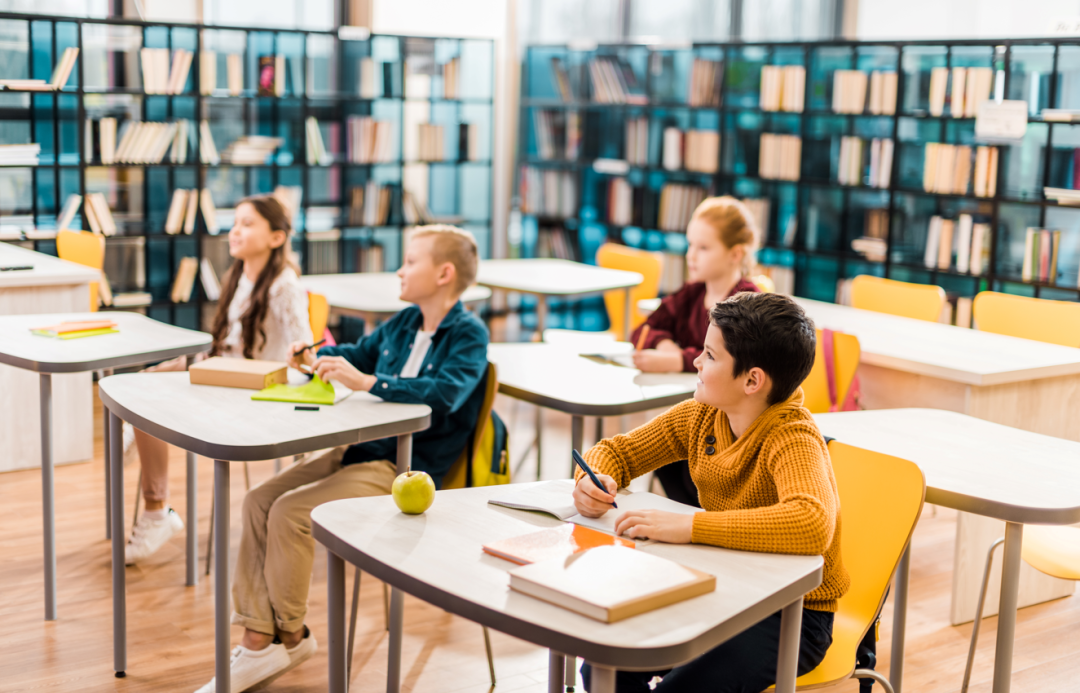 九年制省实+位于市*的万科金域曦府