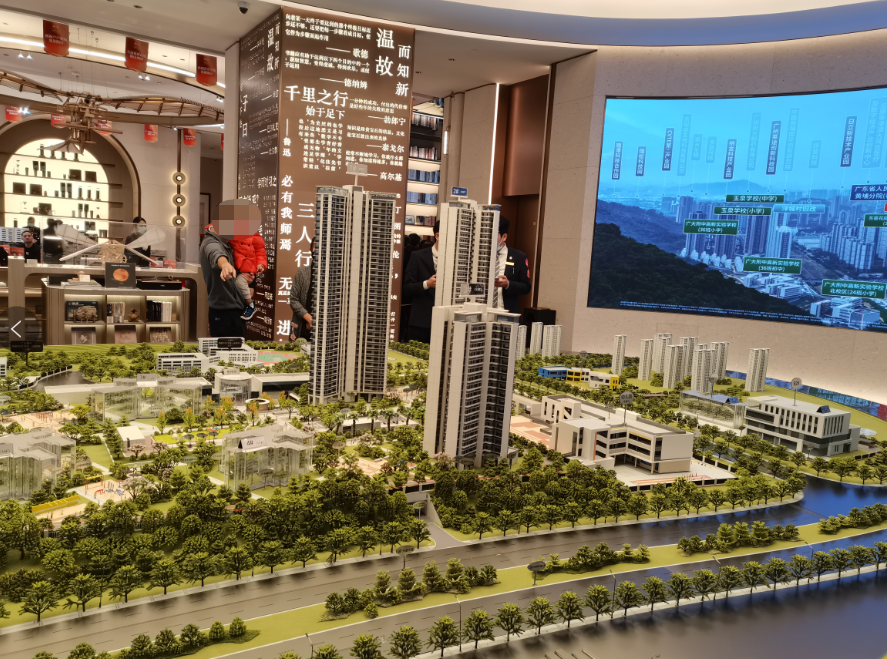 3.2万/平起！*付分期超8月！ 保利锦上*开卖6成