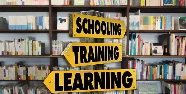 免费资源：英语学习圈爆火的外教Daniel 老师精讲RAZ分级阅读视频课