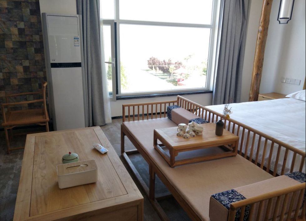 烟台市 牟平区 养马岛洪口村86-12号 ,近环岛路电话:0535-4765288长岛