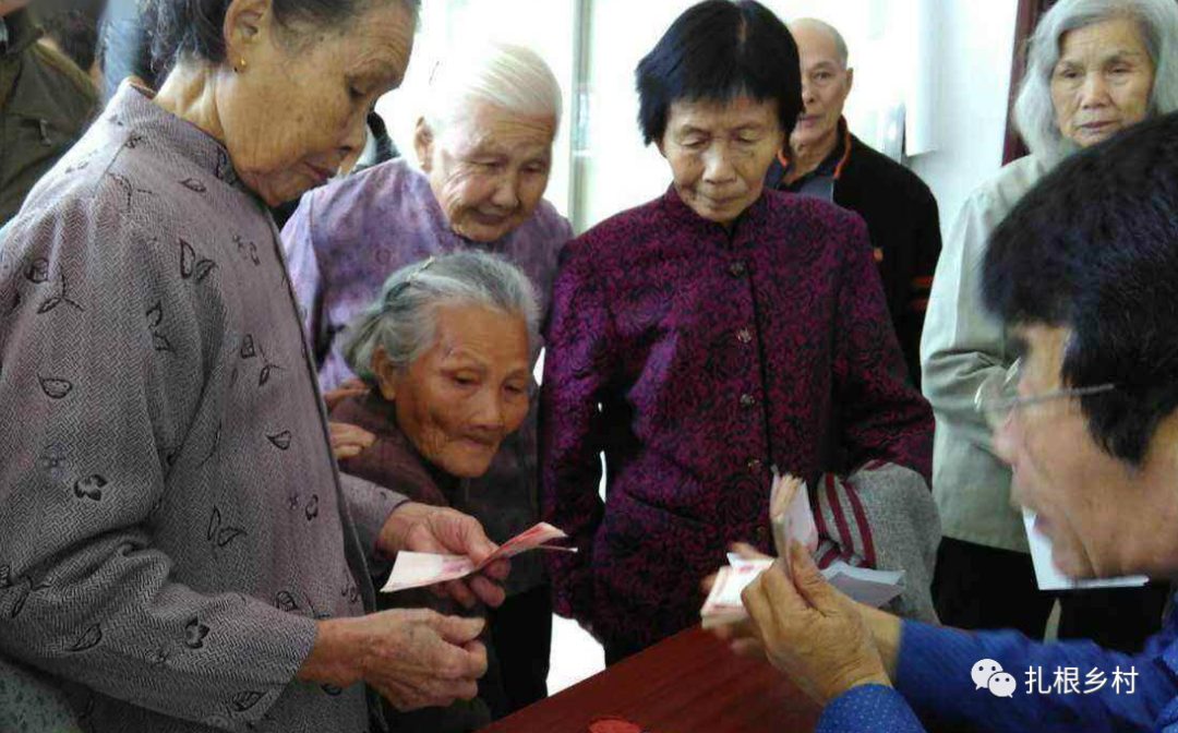 70岁以上高龄补贴标准_高龄补贴标准以上是多少_高龄补贴规定