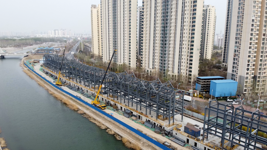 轻钢遇水会生锈吗？天津亲水性大项目采用轻钢,记者直击现场