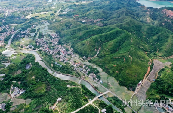 决战决胜脱贫攻坚丨横江村蝶变昔日贫穷无人问今成网红打卡地