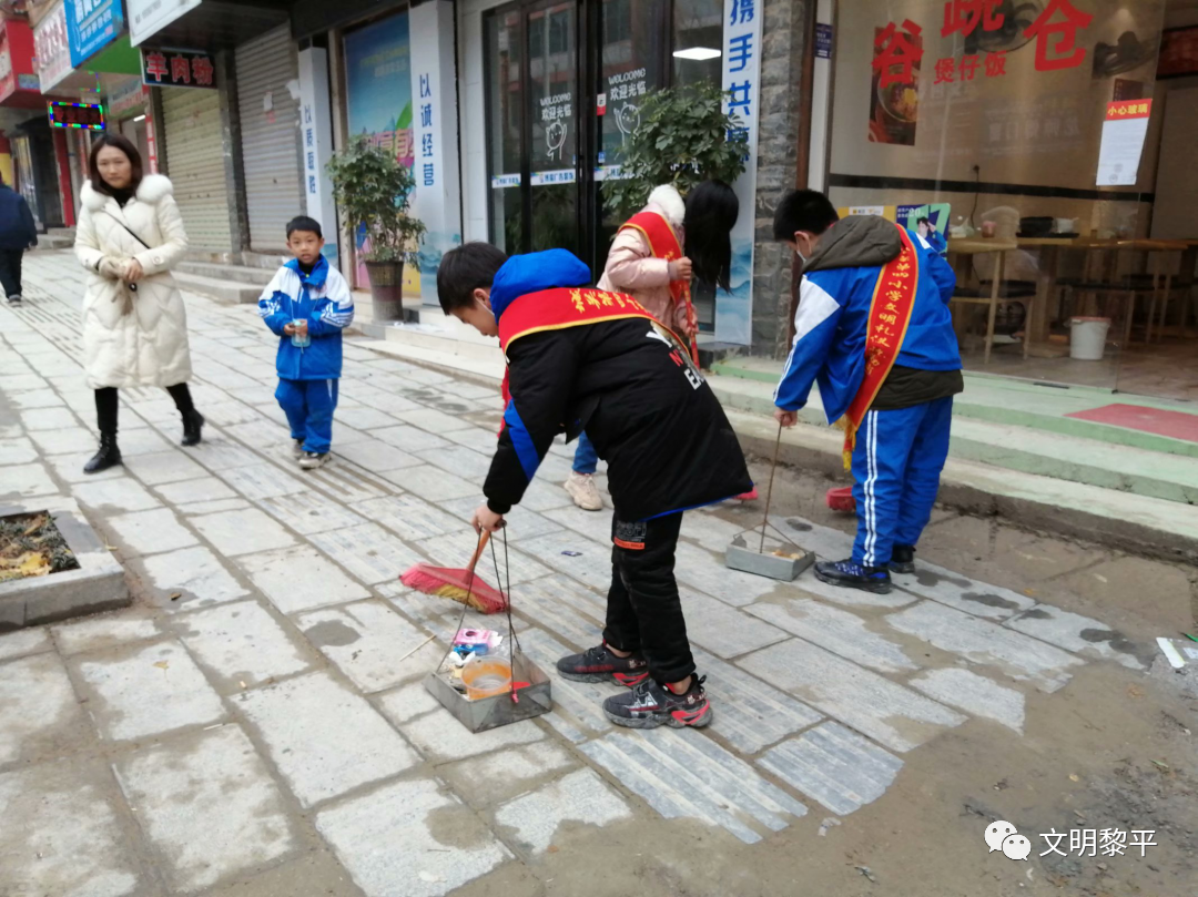 不僅培養了同學們樂於助人,無私奉獻的精神,還增強了學生對雷鋒精神的