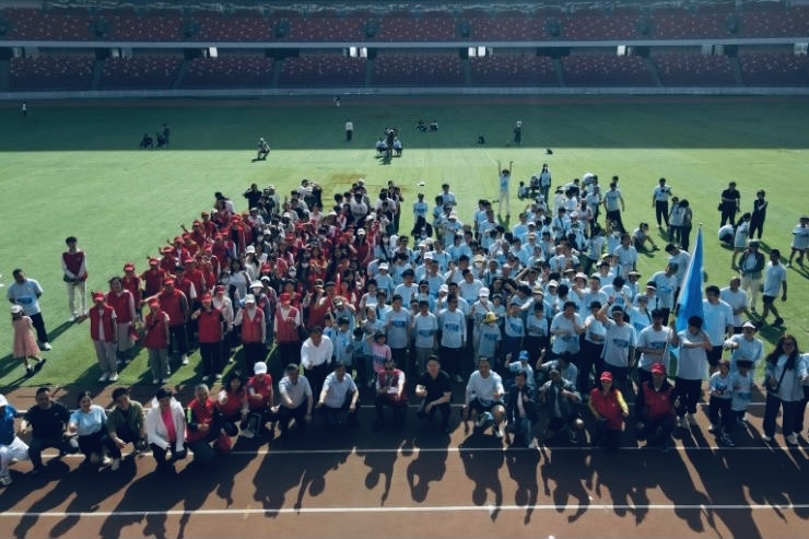 第三届“乐跑青年节”跑进郑州奥体中心主体育场