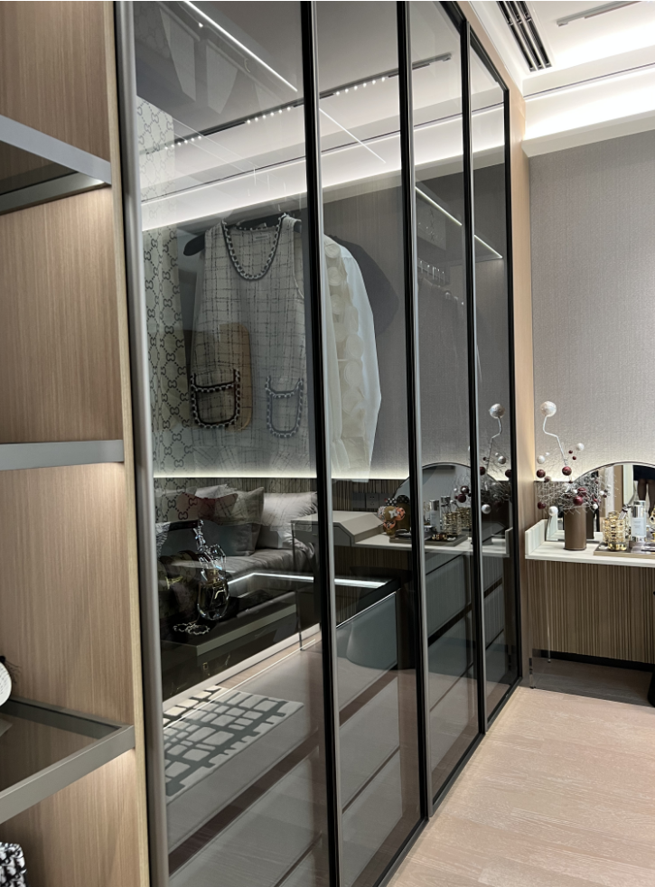 300万买主城区，保利和悦滨江VS广钢花城，怎么选？