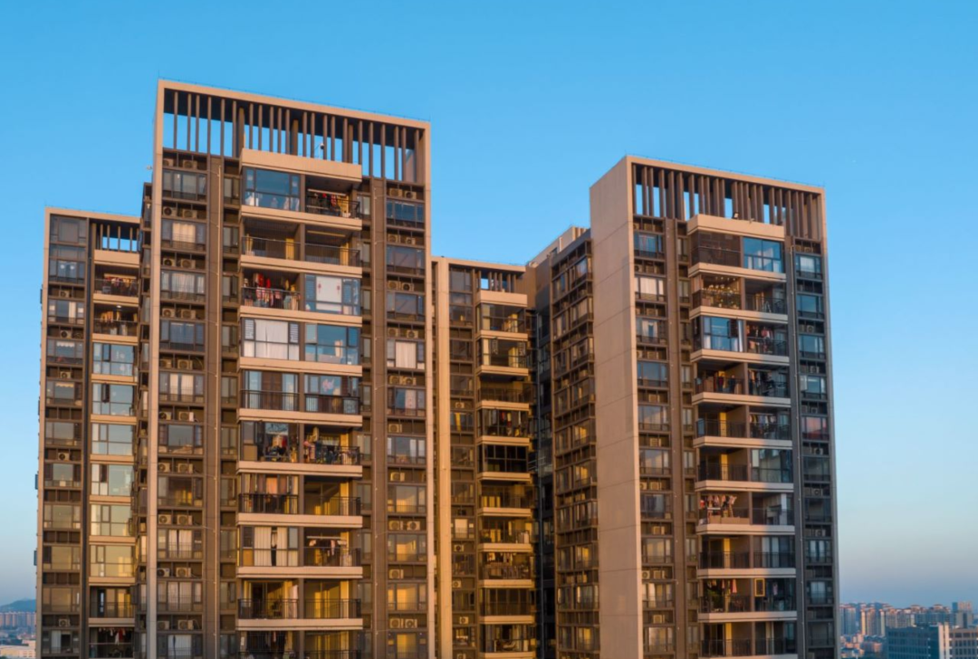 *付66万买老黄埔红盘【富力新城】，还是学府准现房