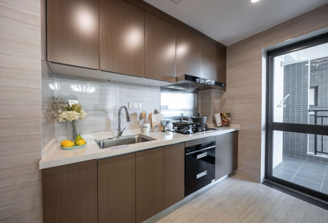 *付66万买老黄埔红盘【富力新城】，还是学府准现房