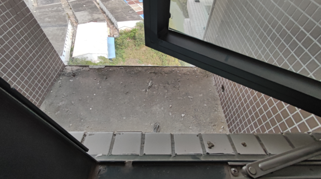 海珠十年烂尾楼【海珠湖景峰】开售，5.2万/平