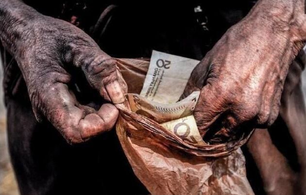 没有雨伞，就要努力奔跑