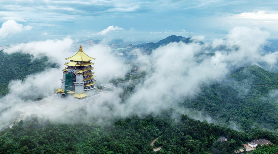 黄石龙凤山景区图片