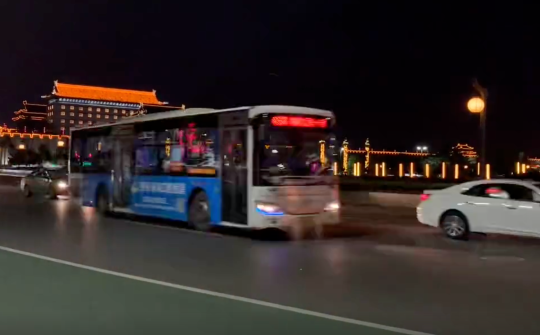 董宇辉：我是人，不是神！