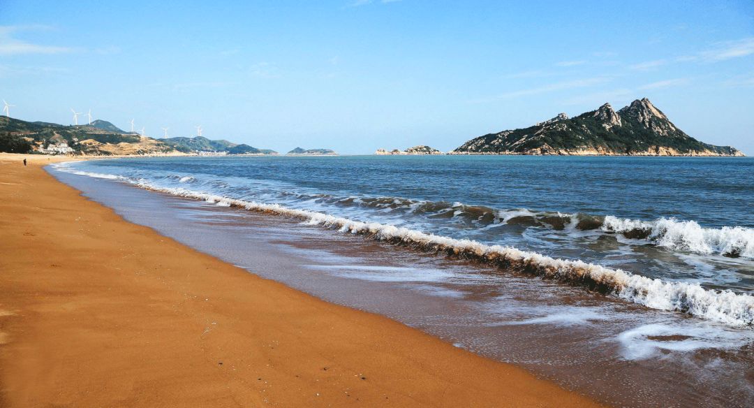 大京沙滩,吸引我的不只是你的美貌,还有椒盐鱿鱼和白灼生蚝.-网库资讯