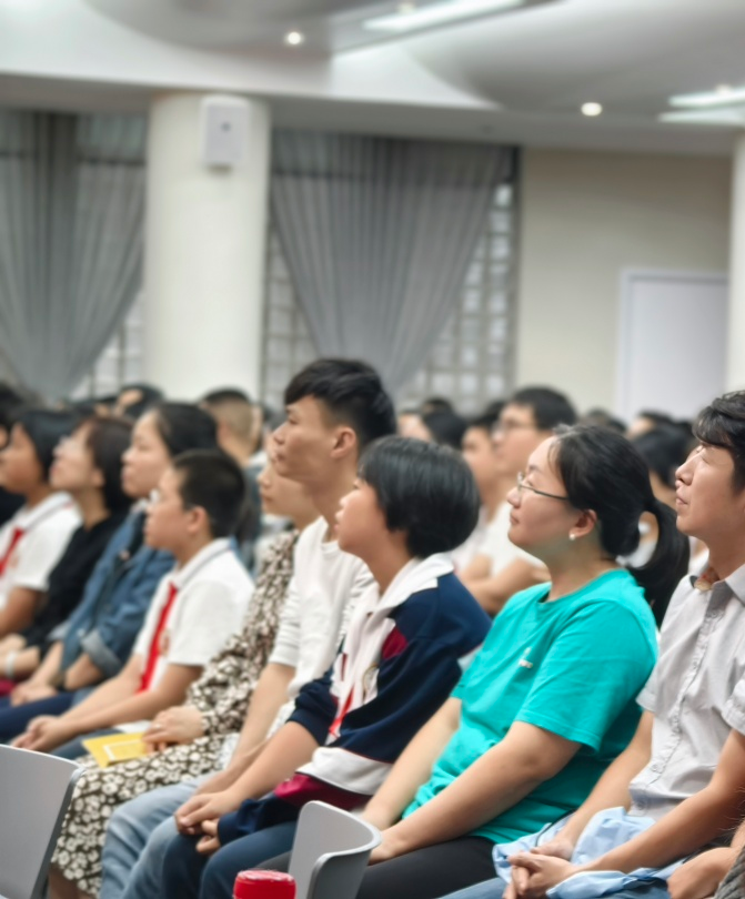 福州文博中學(xué)_福州文博中學(xué)學(xué)費(fèi)多少_福州文博中學(xué)是私立還是公立