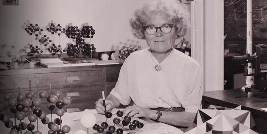 厨房里解析晶体！从家庭主妇到晶体女王的传奇 第4张