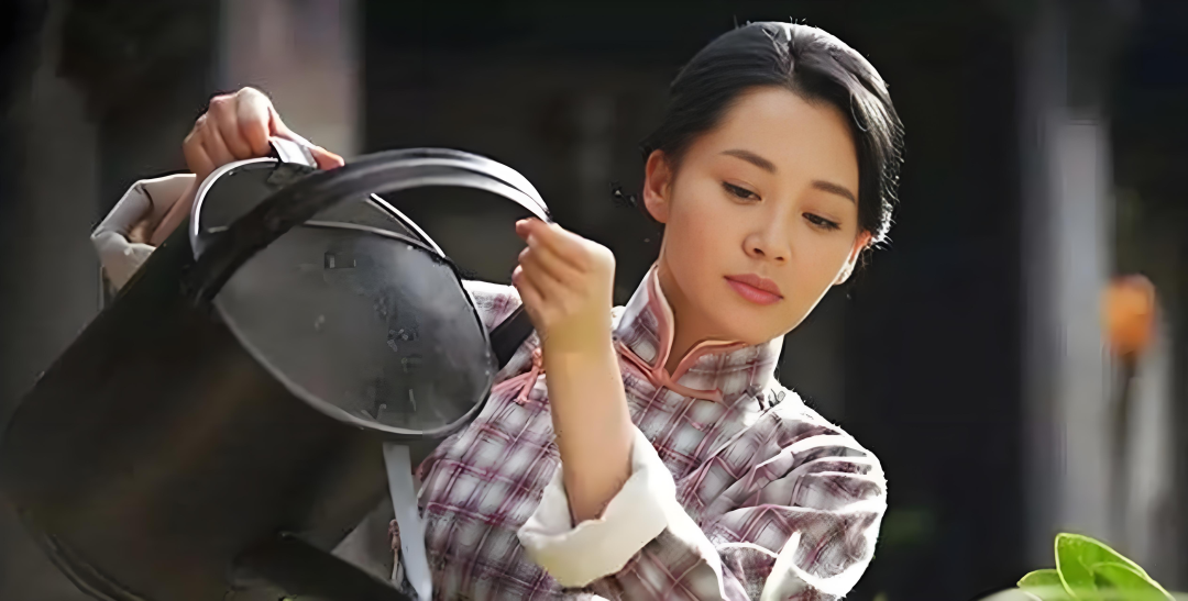 许晴撩汉无数，56岁依旧单身