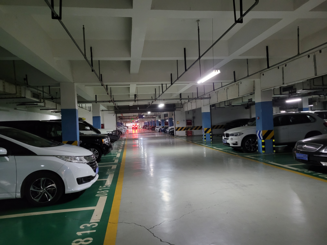 局座丨豪宅车库哪家强 这次你发什么光 豪宅品审局 微信公众号文章阅读 Wemp