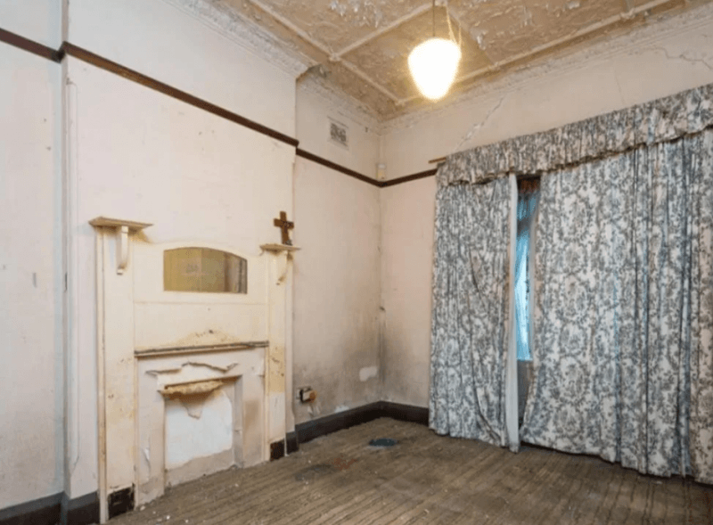 悉尼内西著名华人区“垃圾屋”引27人竞拍，$200万售出！中介：没想过能卖出这个价 - 7