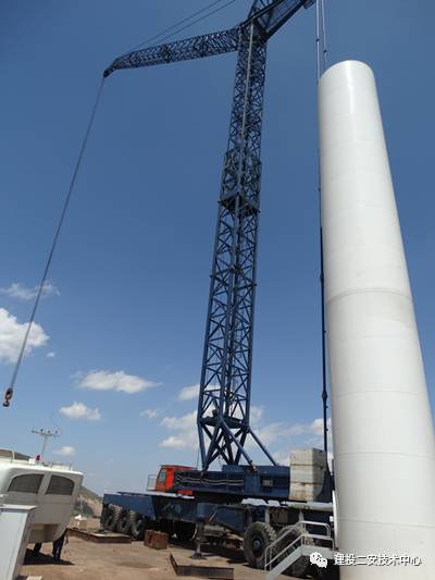 风力发电是这样安装滴