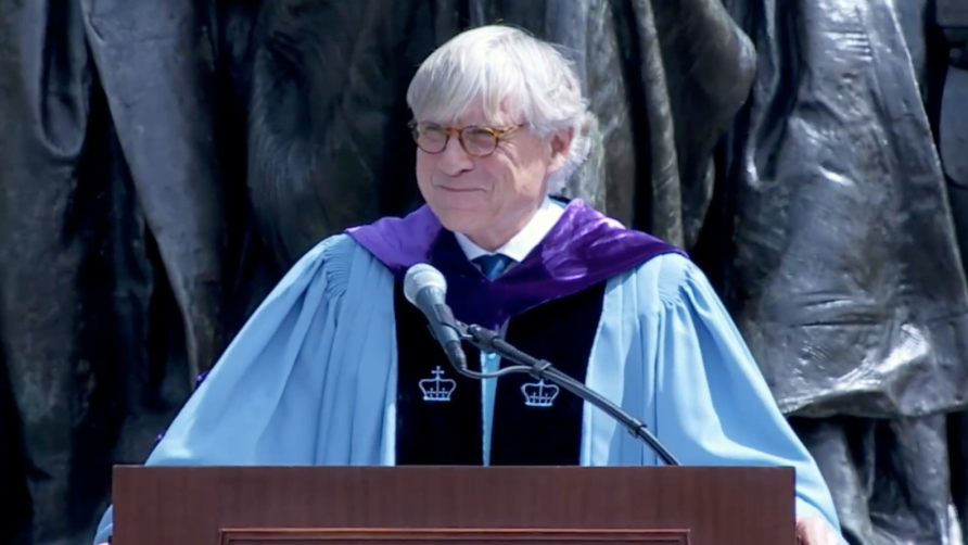 ���У��2022��ҵ�ݽ����������ɵĺ���