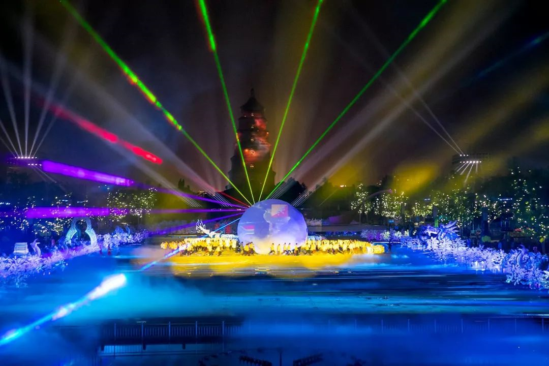 非遗焰火北极天幕萤火虫秘境淄博花间小筑首次开夜