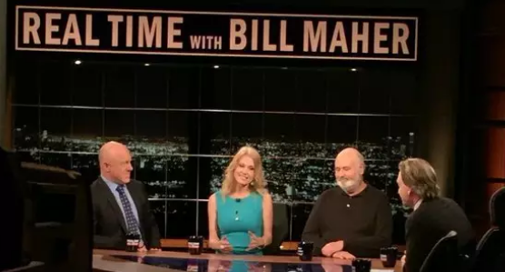 �Ϲ�����ͳ��ͱ���ӣ�ǣ������·��Ұ��Ů���������������������ĵ�һ���ˡ���