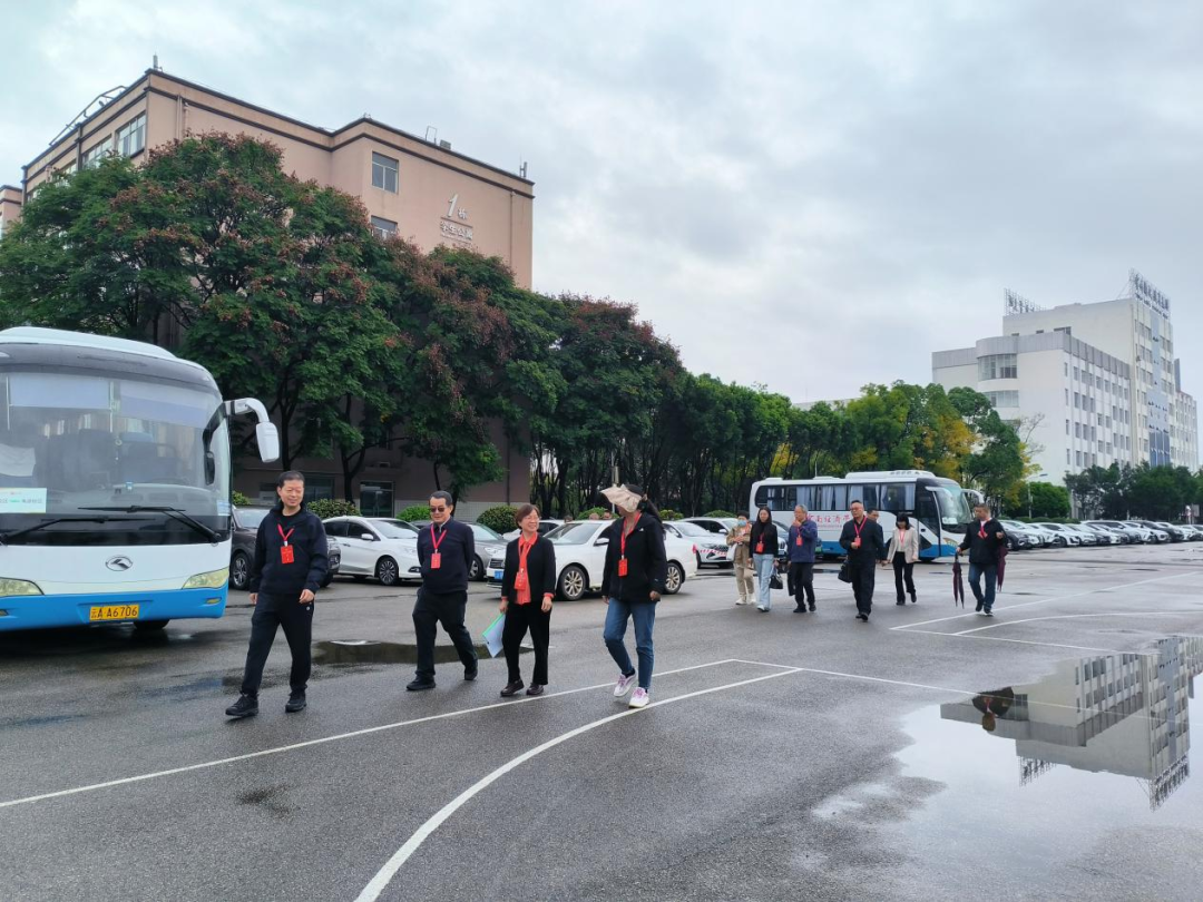 严密组织 协同发力——2025年度全国统计专业技术资格考试云南经济管理学院考点工作圆满收官 第 3 张